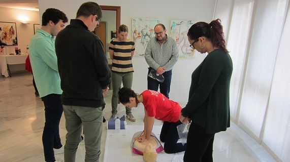 Curso de Soporte Vital Básico, Manejo del Desfibrilador Automático y Manejo de la Vía Aérea con Equipos Básicos