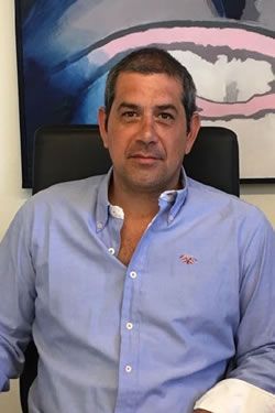 Dr. Damián E. Sierra Ferrari