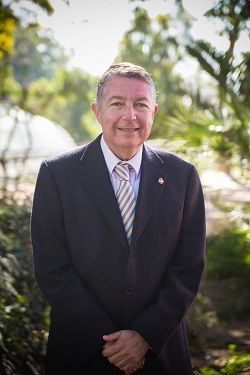 Dr. Lucas Bermudo Añino